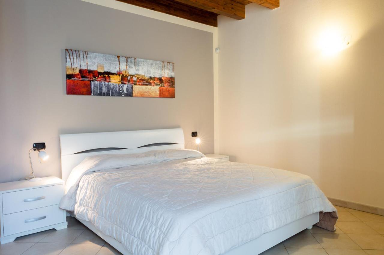 Casa Lorena Desenzano del Garda Dış mekan fotoğraf