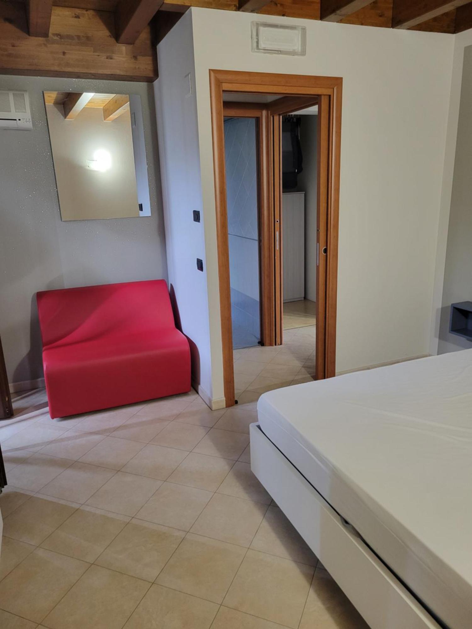 Casa Lorena Desenzano del Garda Dış mekan fotoğraf
